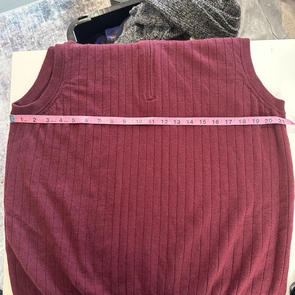 Brooks Brothers Burgundy Zip-Up Sweater Vest - Picture 5 of 5